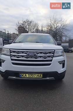 Позашляховик / Кросовер Ford Explorer 2016 в Києві