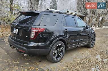 Позашляховик / Кросовер Ford Explorer 2014 в Києві