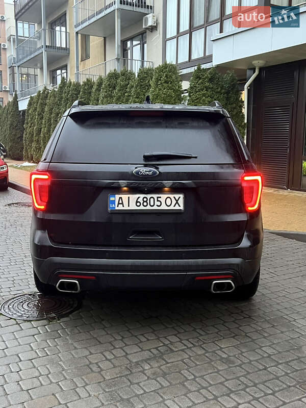 Позашляховик / Кросовер Ford Explorer 2017 в Сумах