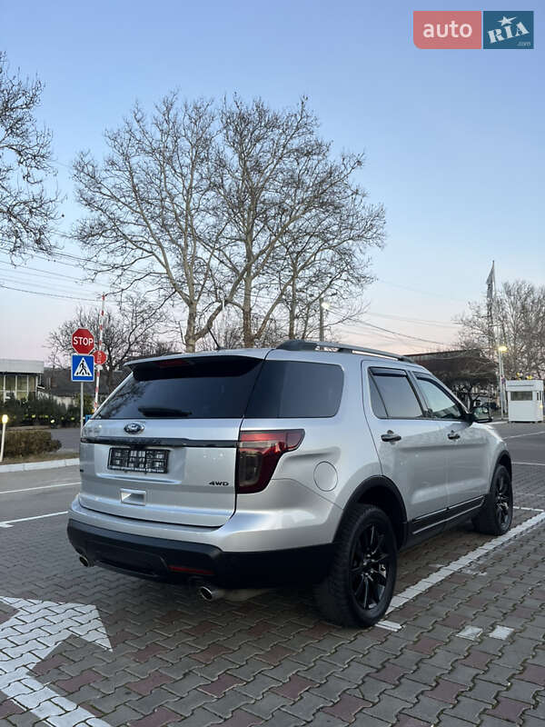 Внедорожник / Кроссовер Ford Explorer 2014 в Одессе