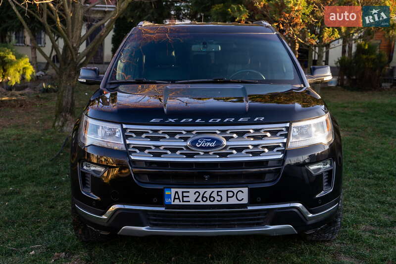 Позашляховик / Кросовер Ford Explorer 2017 в Верхньодніпровську
