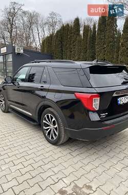 Позашляховик / Кросовер Ford Explorer 2020 в 