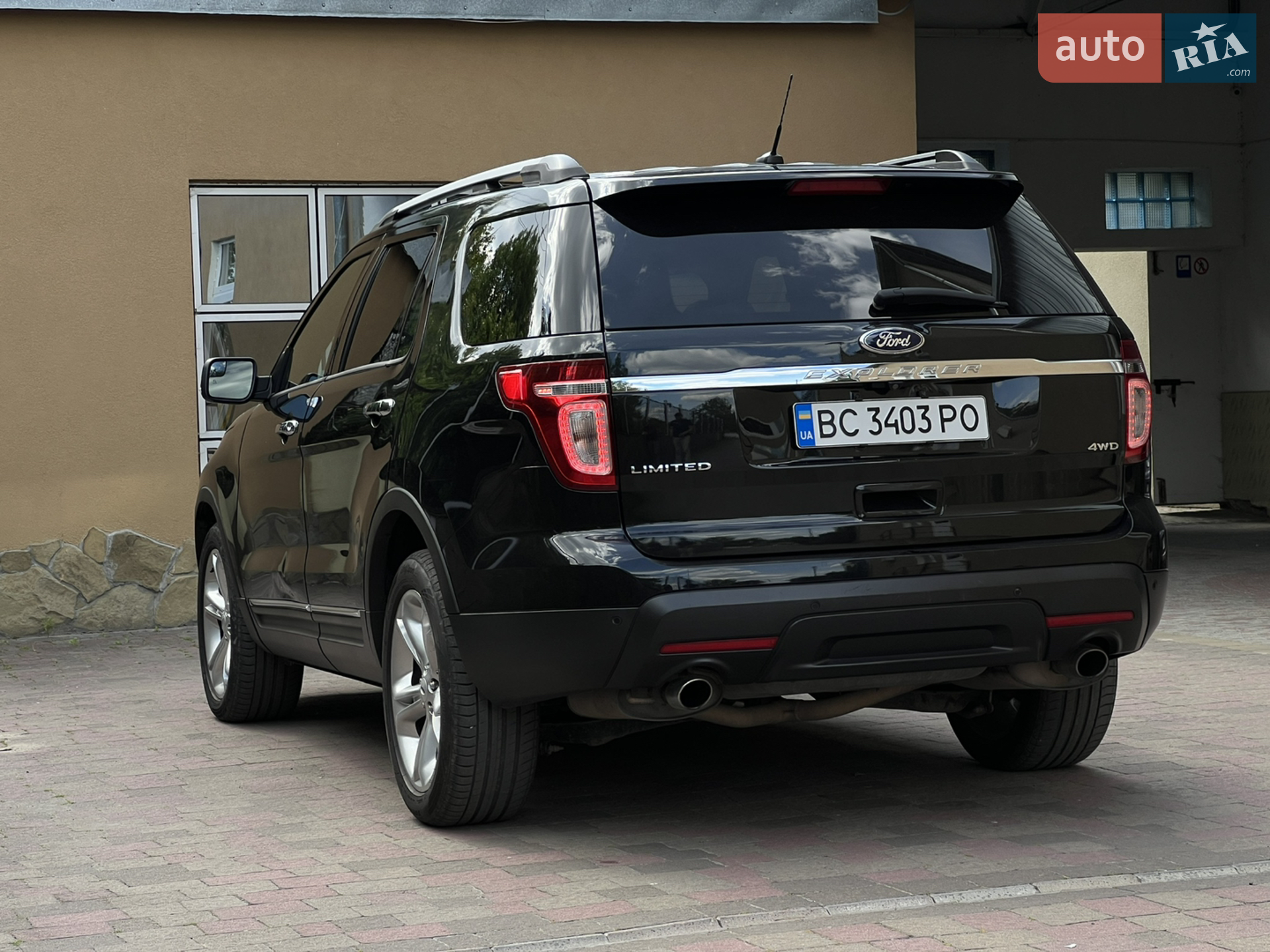 2014 Ford Explorer - мініатюра 17