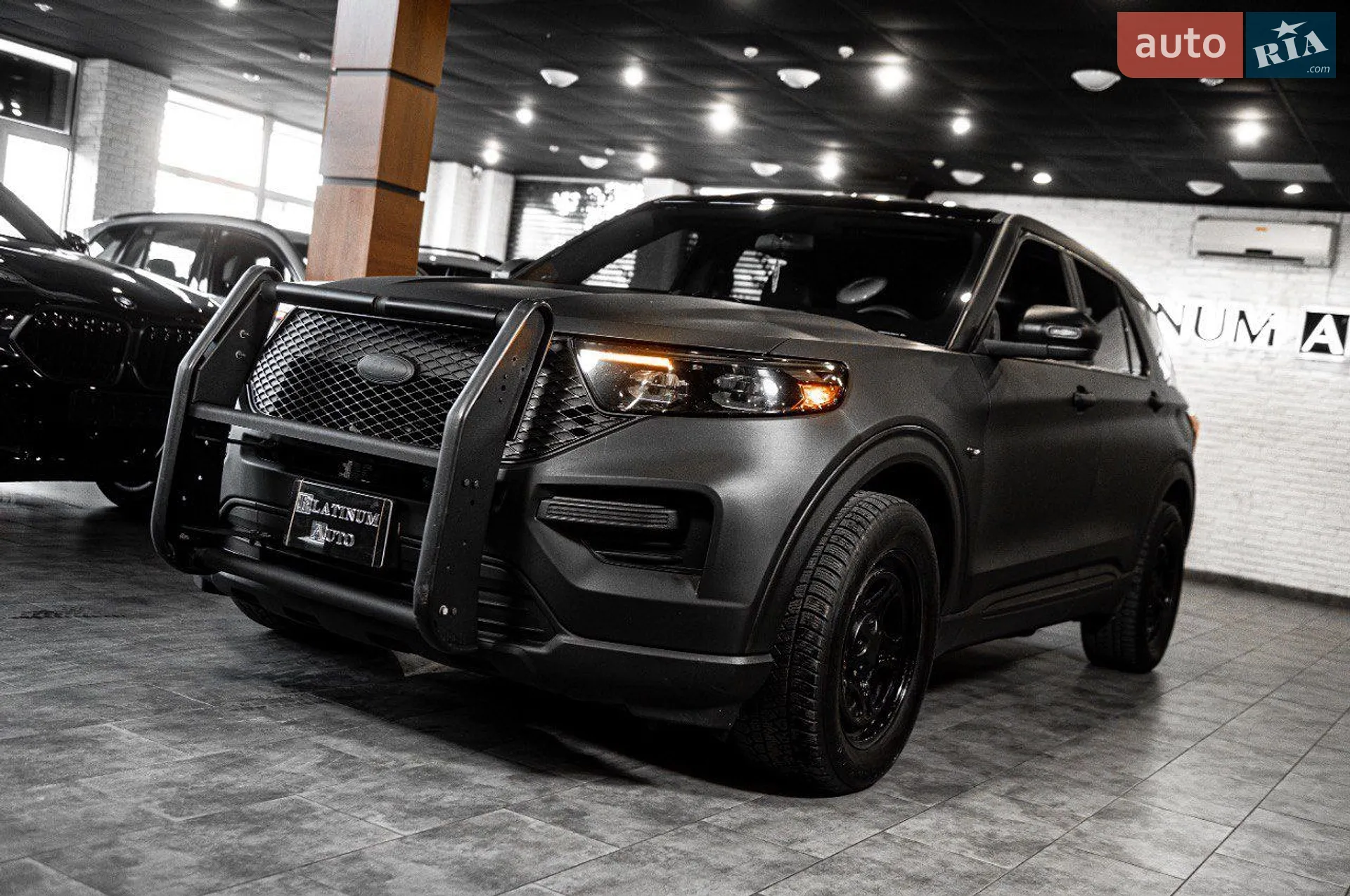 2020 Ford Explorer - фото 1