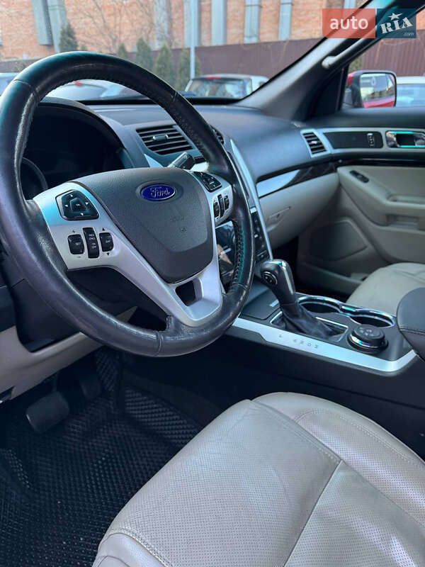 Позашляховик / Кросовер Ford Explorer 2014 в Вінниці