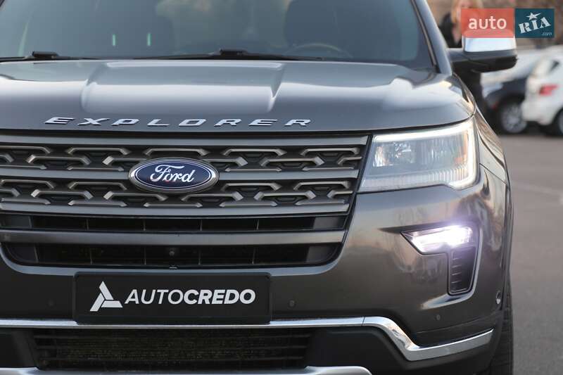 Внедорожник / Кроссовер Ford Explorer 2016 в Киеве