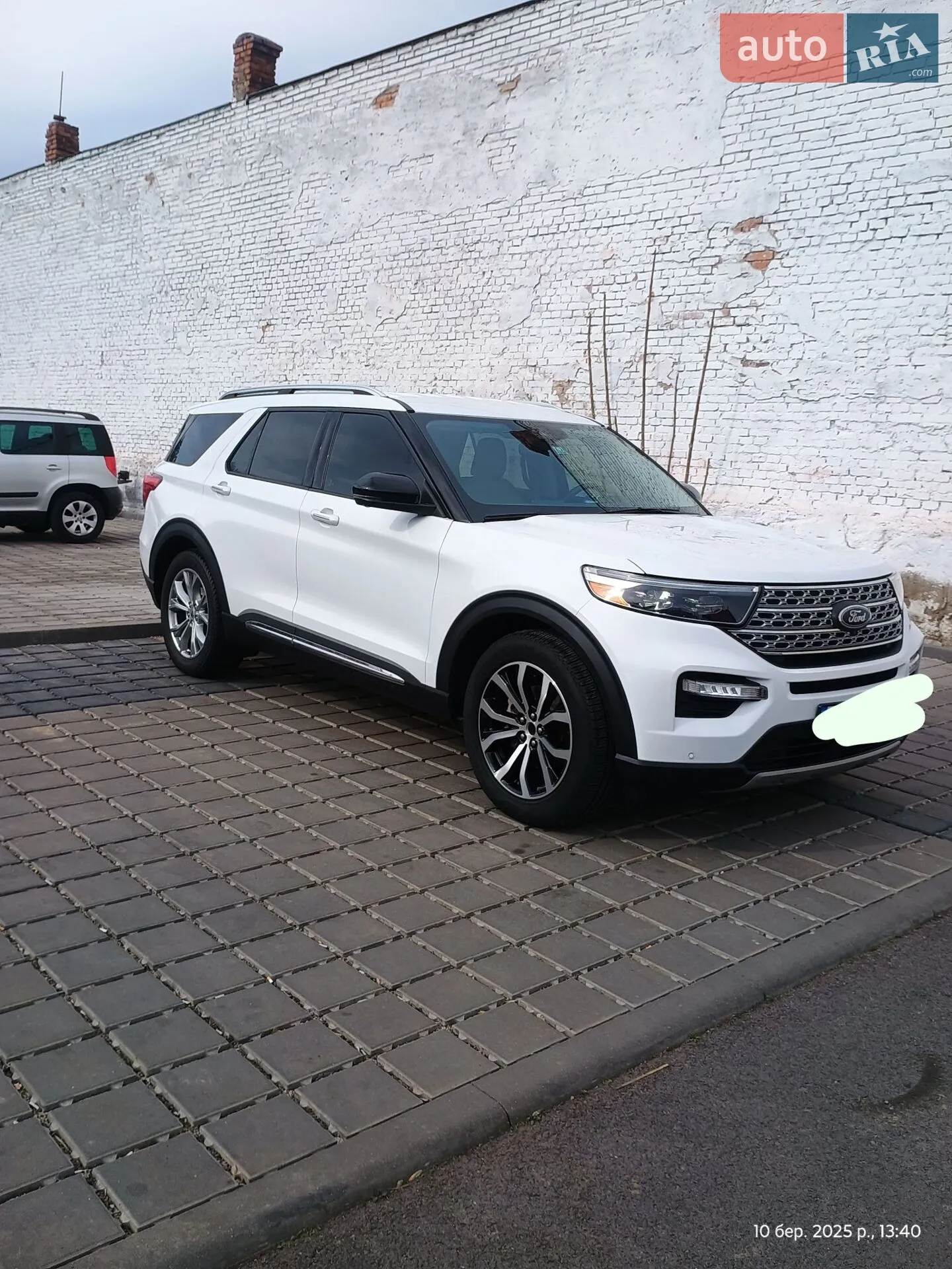 2020 Ford Explorer - мініатюра 2