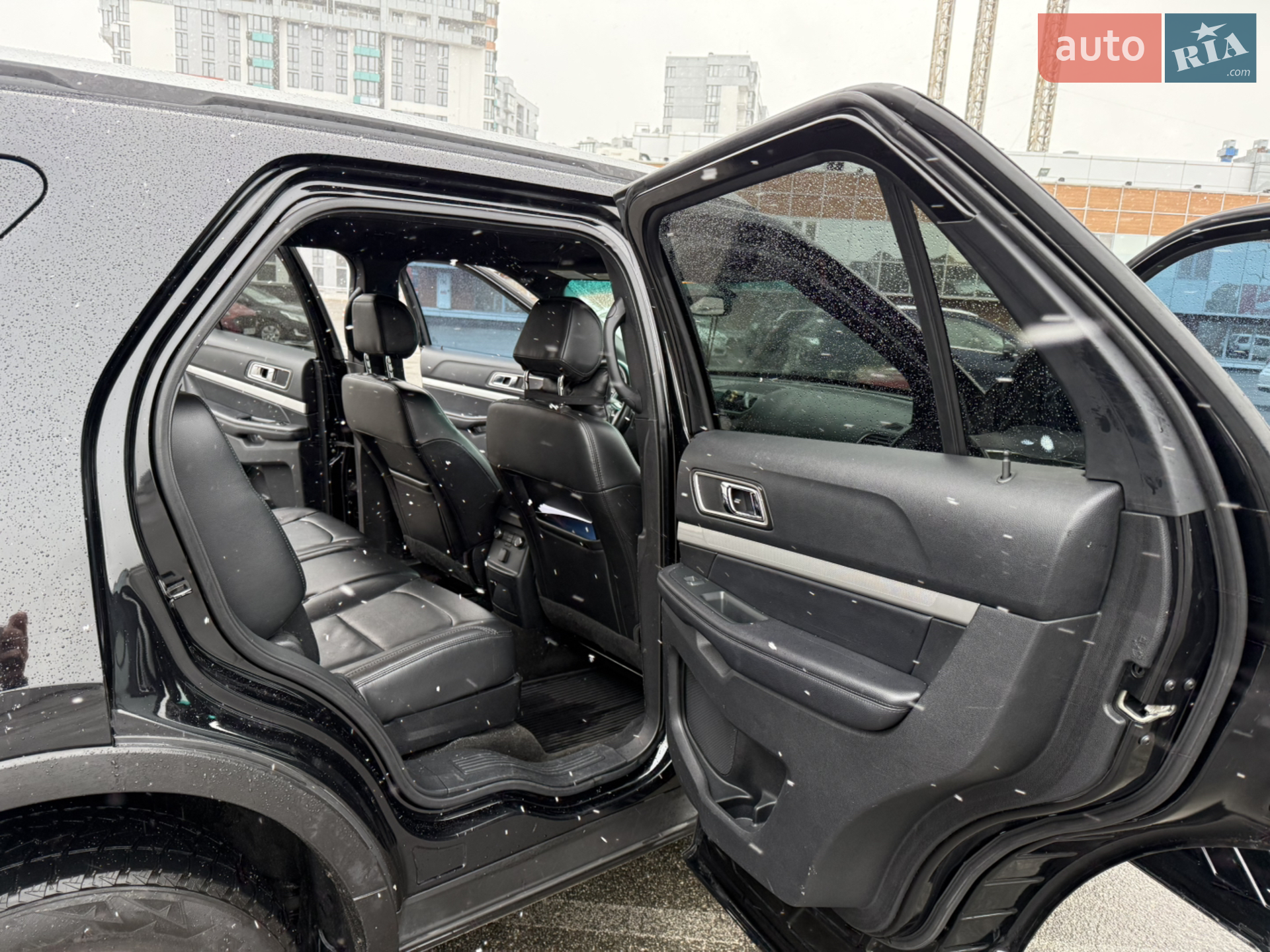 2016 Ford Explorer - мініатюра 4