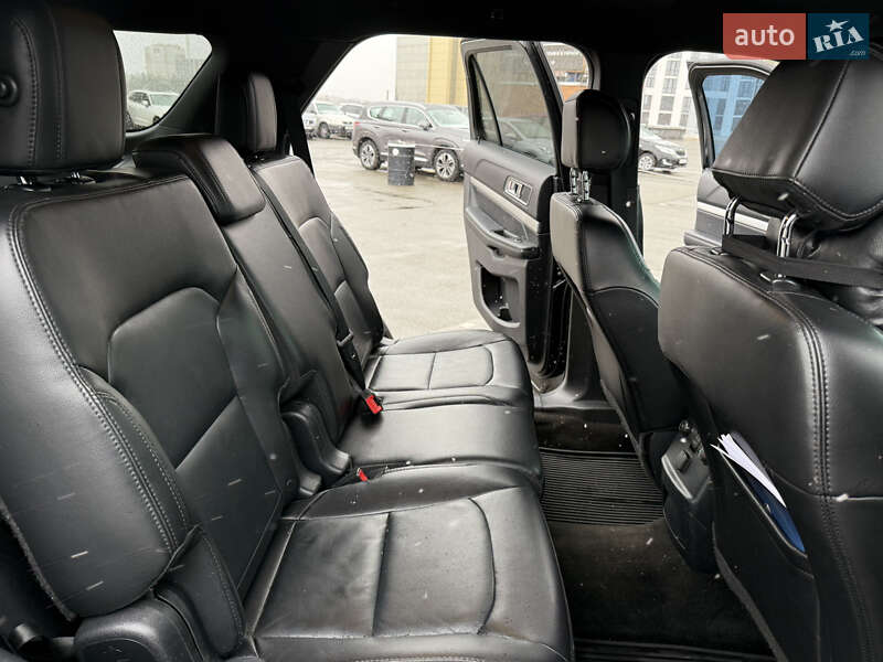 Внедорожник / Кроссовер Ford Explorer 2016 в Киеве