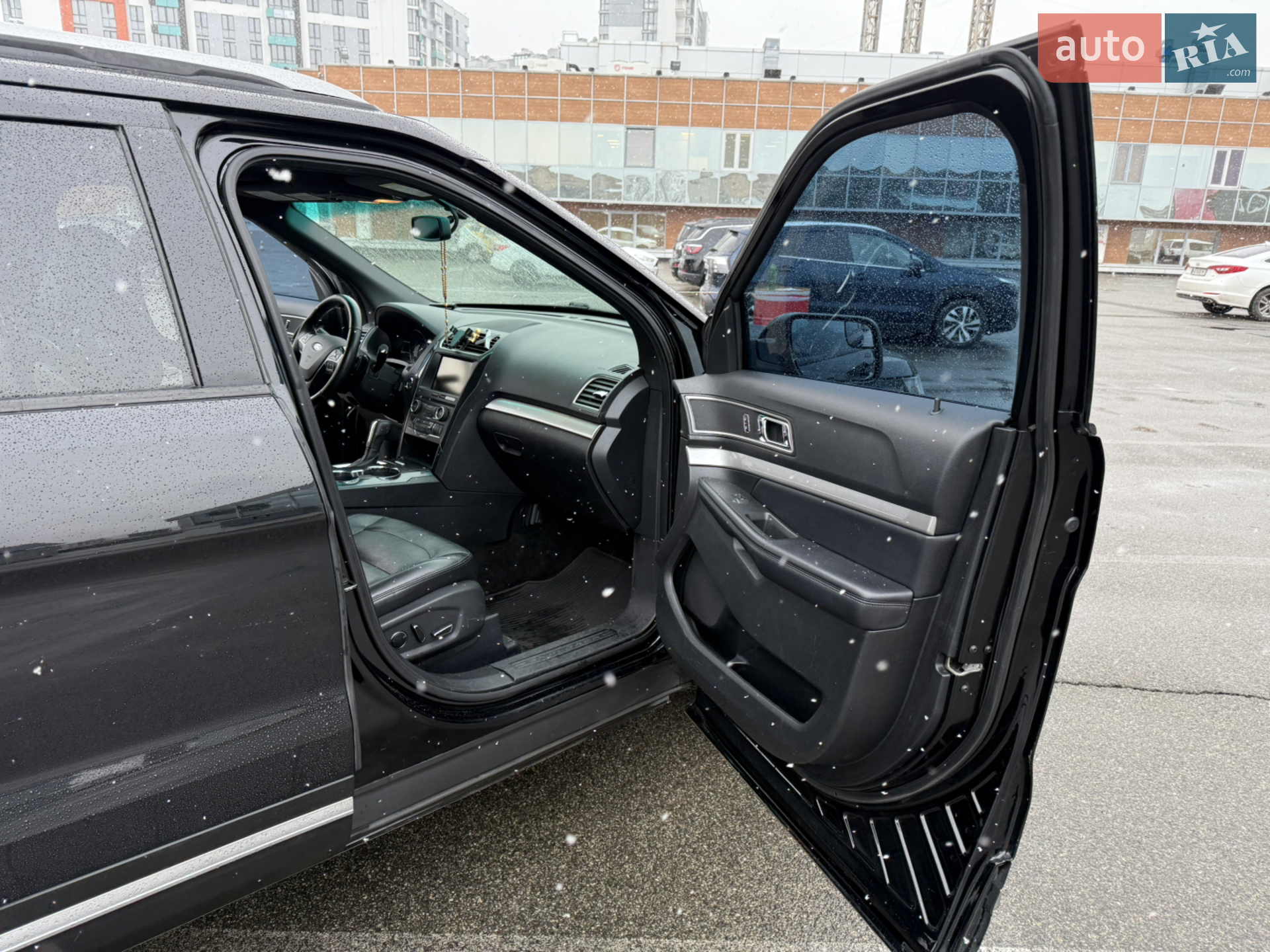 2016 Ford Explorer - мініатюра 25