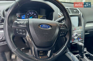 Позашляховик / Кросовер Ford Explorer 2017 в Сумах
