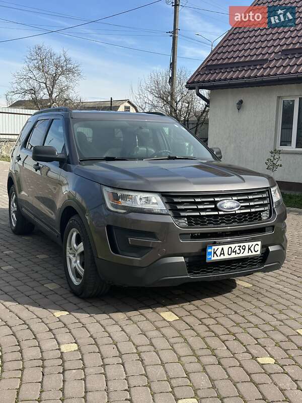 Внедорожник / Кроссовер Ford Explorer 2018 в Виннице