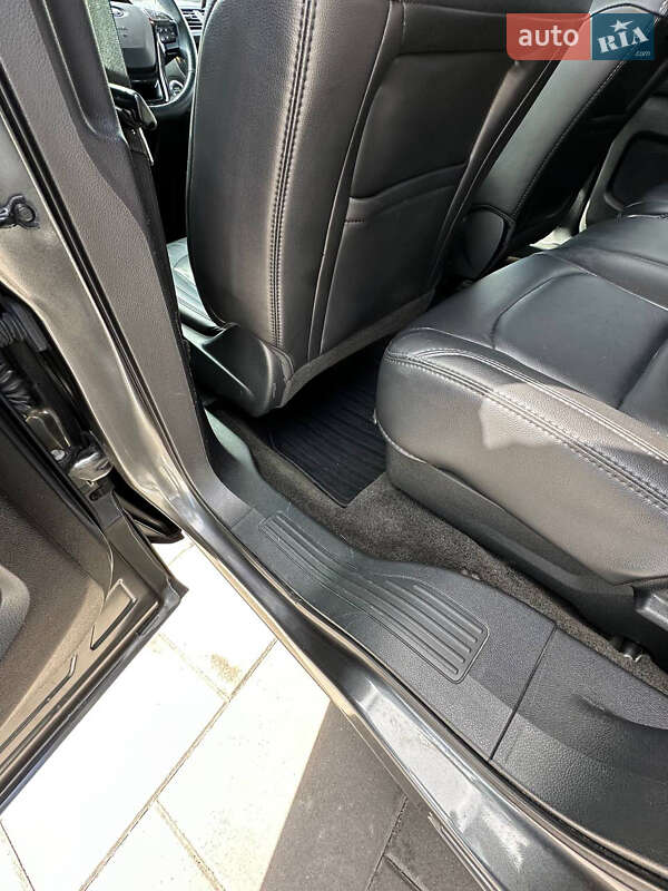 Позашляховик / Кросовер Ford Explorer 2017 в Києві фото 8 Позашляховик / Кросовер Ford Explorer 2017 в Києві