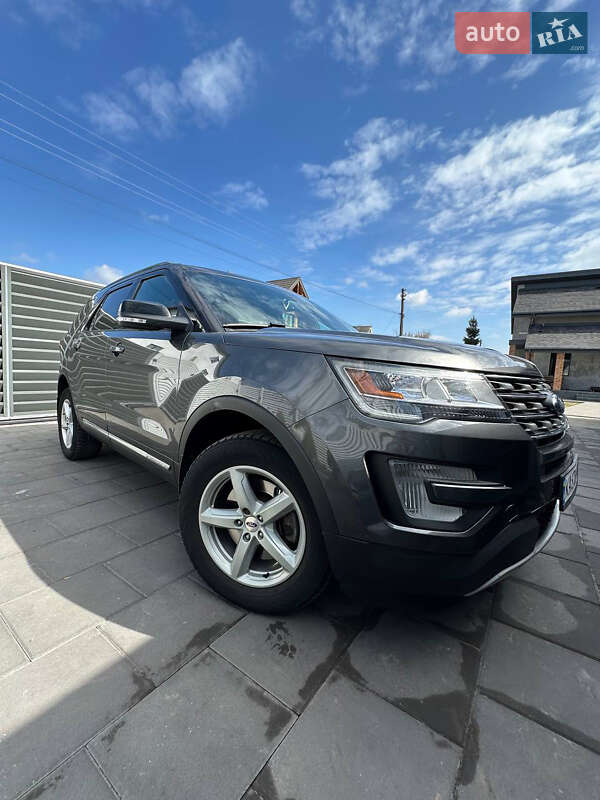 Позашляховик / Кросовер Ford Explorer 2017 в Києві фото Позашляховик / Кросовер Ford Explorer 2017 в Києві