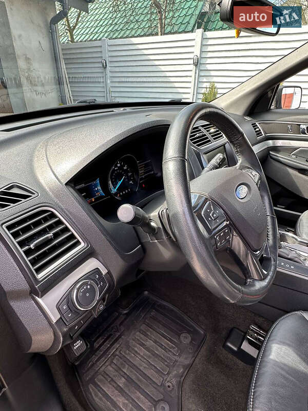 Позашляховик / Кросовер Ford Explorer 2017 в Києві фото 14 Позашляховик / Кросовер Ford Explorer 2017 в Києві