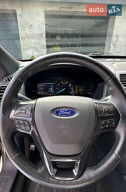 Позашляховик / Кросовер Ford Explorer 2017 в Києві фото 16 Позашляховик / Кросовер Ford Explorer 2017 в Києві