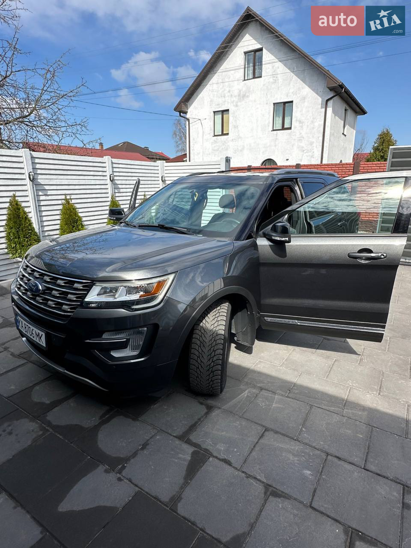 2017 Ford Explorer - мініатюра 25