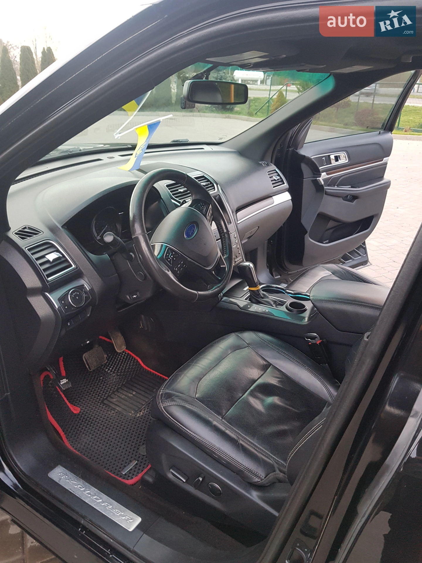 2015 Ford Explorer - мініатюра 12