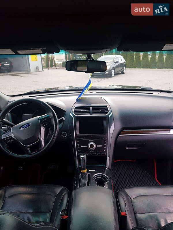 Внедорожник / Кроссовер Ford Explorer 2015 в Ковеле фото 26 Внедорожник / Кроссовер Ford Explorer 2015 в Ковеле