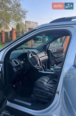 Внедорожник / Кроссовер Ford Explorer 2013 в Александрие