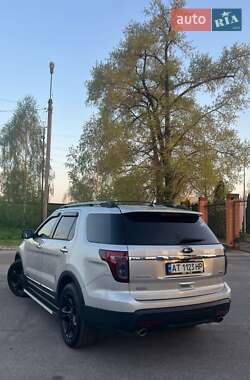 Внедорожник / Кроссовер Ford Explorer 2013 в Александрие