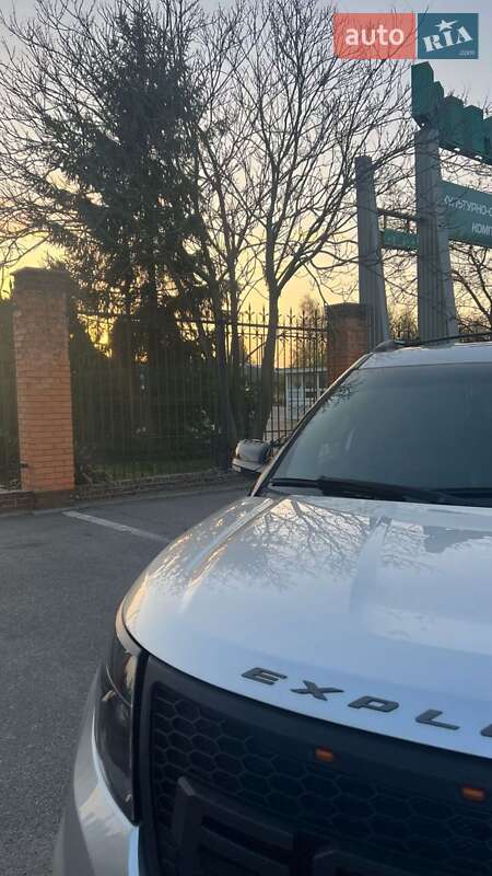 Внедорожник / Кроссовер Ford Explorer 2013 в Александрие фото 12 Внедорожник / Кроссовер Ford Explorer 2013 в Александрие