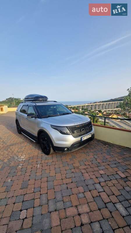 Внедорожник / Кроссовер Ford Explorer 2013 в Александрие