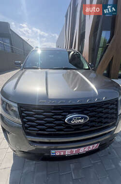 Позашляховик / Кросовер Ford Explorer 2018 в Луцьку