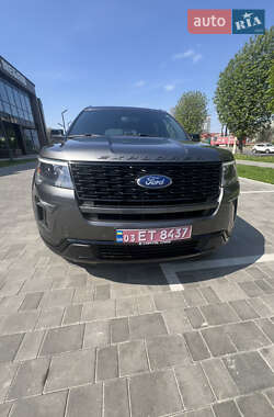 Позашляховик / Кросовер Ford Explorer 2018 в Луцьку