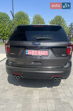 Позашляховик / Кросовер Ford Explorer 2018 в Луцьку