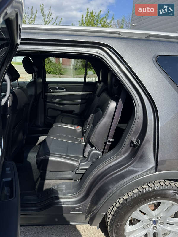 Внедорожник / Кроссовер Ford Explorer 2018 в Чернигове