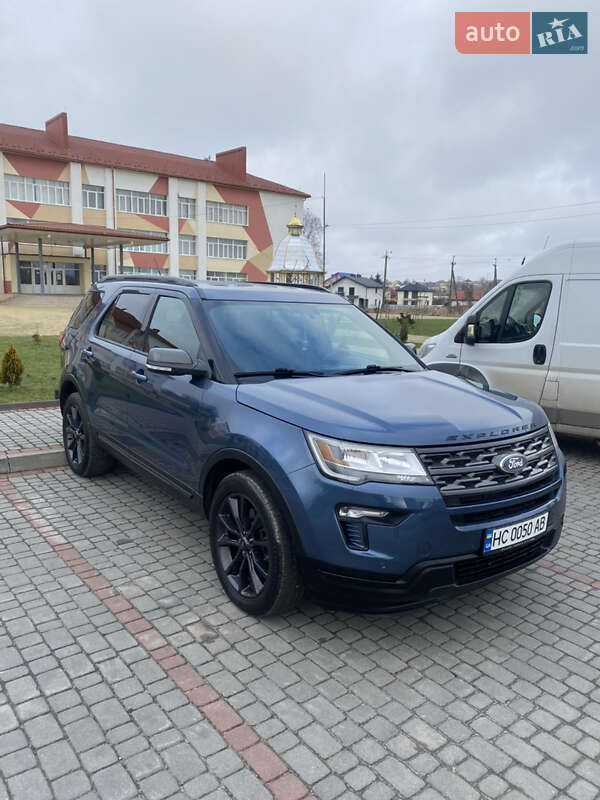Позашляховик / Кросовер Ford Explorer 2018 в Львові