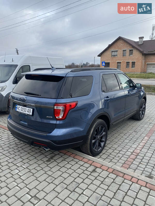 Внедорожник / Кроссовер Ford Explorer 2018 в Львове