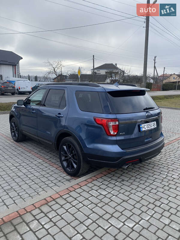Позашляховик / Кросовер Ford Explorer 2018 в Львові
