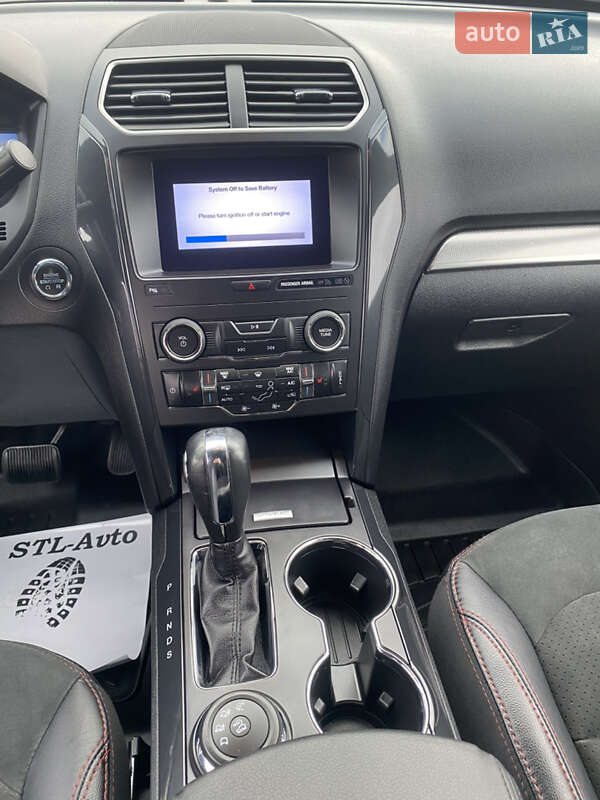 Позашляховик / Кросовер Ford Explorer 2018 в Львові