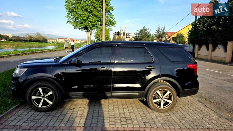 Позашляховик / Кросовер Ford Explorer 2016 в Мукачевому