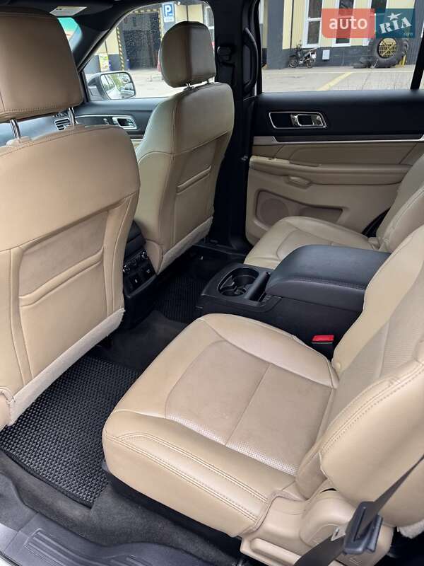Внедорожник / Кроссовер Ford Explorer 2016 в Киеве