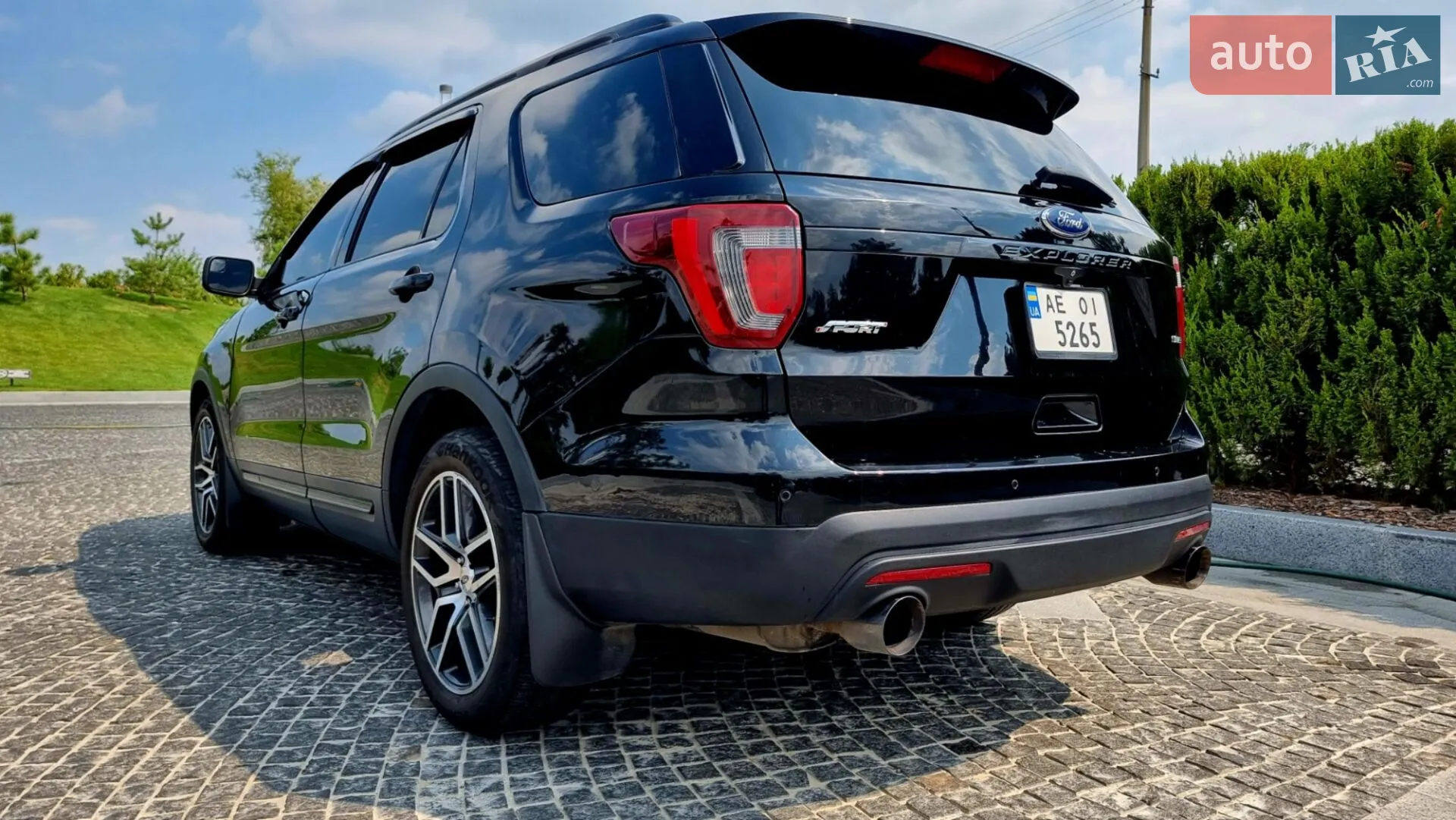 2015 Ford Explorer - мініатюра 4