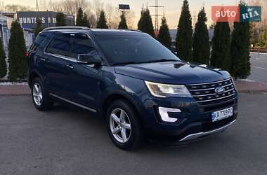 Позашляховик / Кросовер Ford Explorer 2016 в 