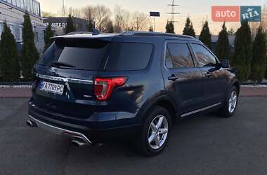 Позашляховик / Кросовер Ford Explorer 2016 в 
