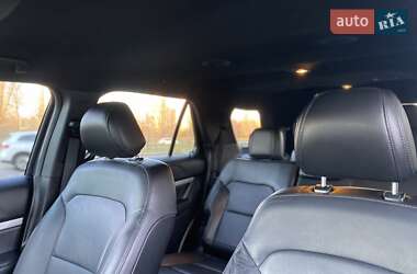 Позашляховик / Кросовер Ford Explorer 2016 в 