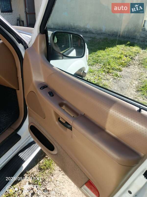 Внедорожник / Кроссовер Ford Explorer 1995 в Львове
