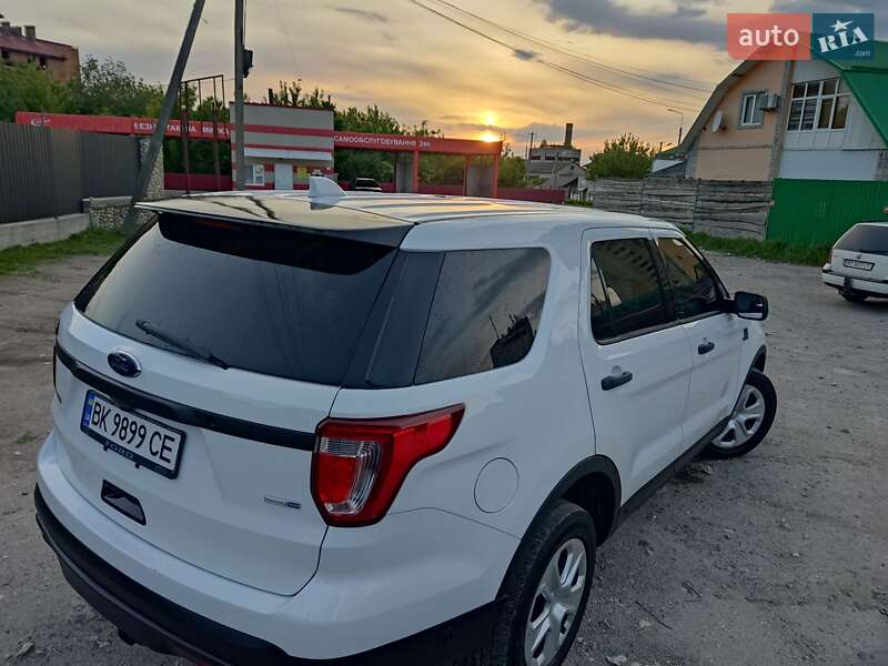 Внедорожник / Кроссовер Ford Explorer 2017 в Кременце фото 19 Внедорожник / Кроссовер Ford Explorer 2017 в Кременце