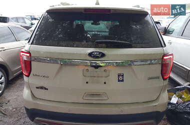 Позашляховик / Кросовер Ford Explorer 2017 в 