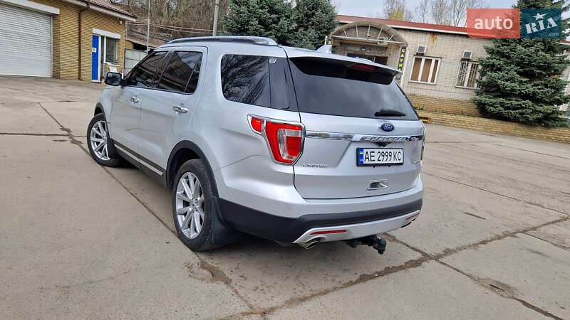 Внедорожник / Кроссовер Ford Explorer 2015 в Днепре