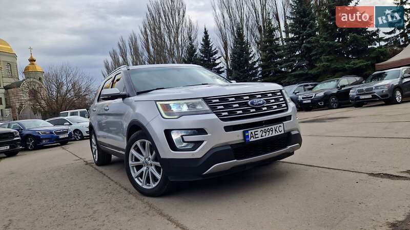 Внедорожник / Кроссовер Ford Explorer 2015 в Днепре