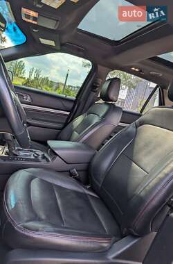 Внедорожник / Кроссовер Ford Explorer 2018 в 
