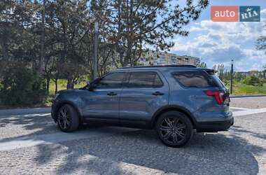 Внедорожник / Кроссовер Ford Explorer 2018 в 
