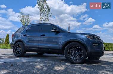 Внедорожник / Кроссовер Ford Explorer 2018 в 