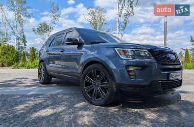 Внедорожник / Кроссовер Ford Explorer 2018 в 